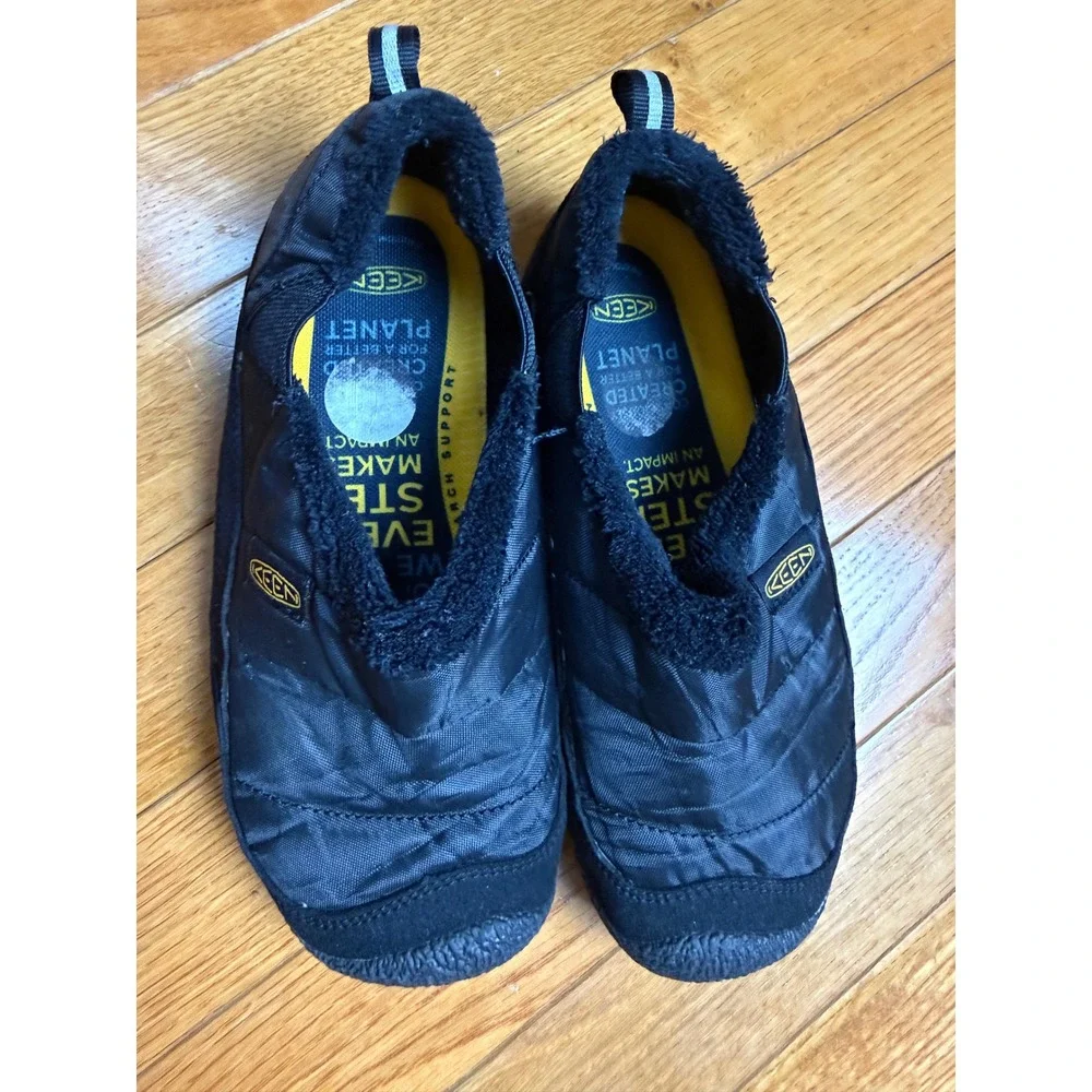 KEEN Kids Howser II Black Quilted Fleece Lined Slip‎ On Slipper Shoes Size 2 US